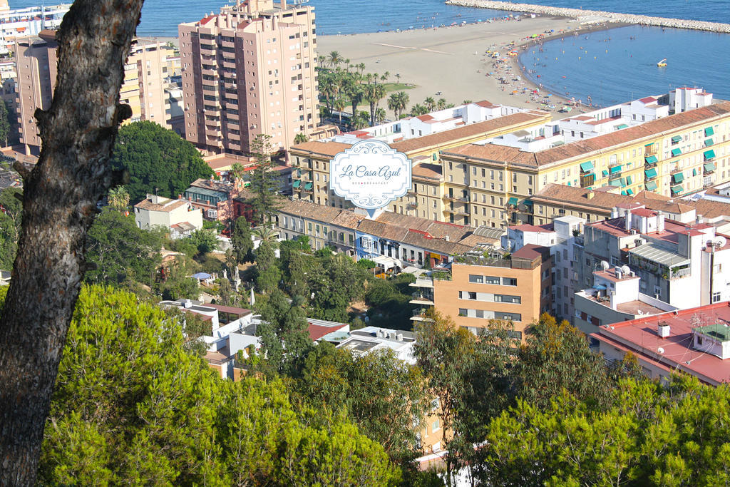 La Casa Azul B&B + Apartments Malaga Exterior photo